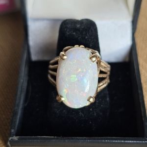 Exquisite HUGE 14k opal ring size 9 1/2- video